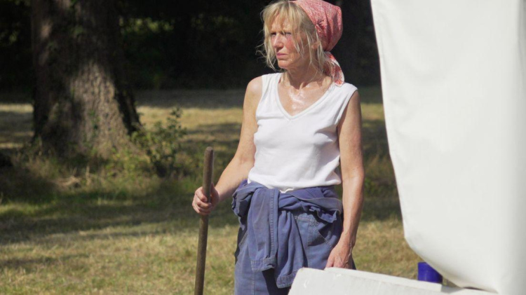 Hanna van Hendrik (2026) in productieregie Norbert ter Hall & Ineke Houtmanproducent Johan Nijenhuis & Co.kostuumontwerper Julia Klok & Josine Immooscoupeuse Mijs de Wit